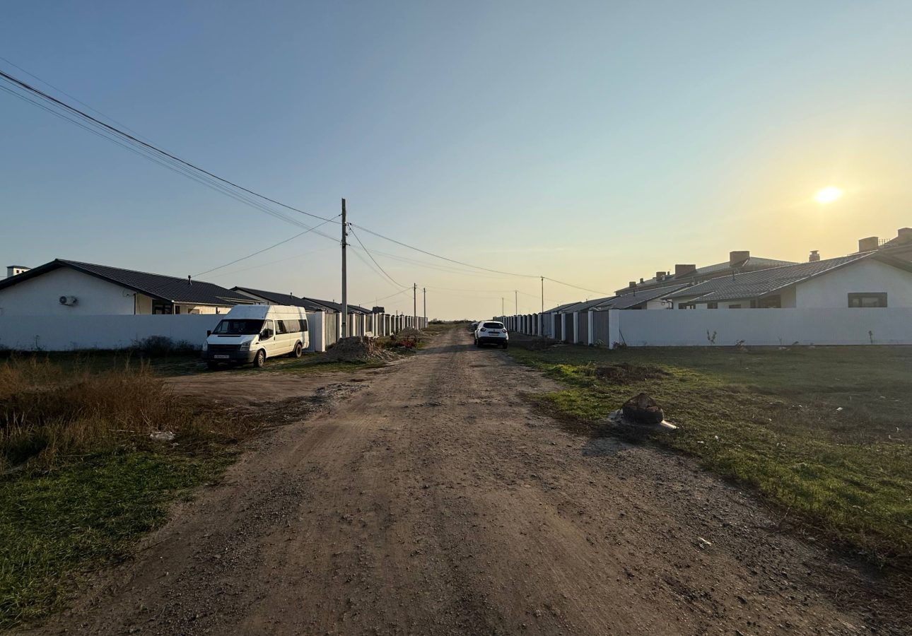 photo_5224674149488331925_w